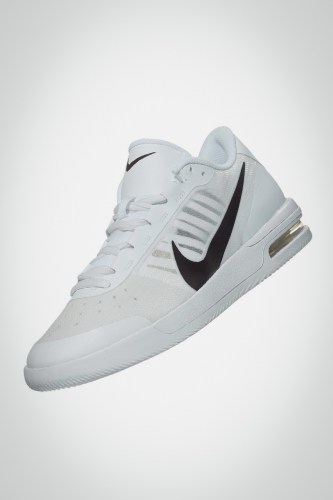 Мужские теннисные кроссовки Nike Air Max Vapour Wing MS (белые / черные)